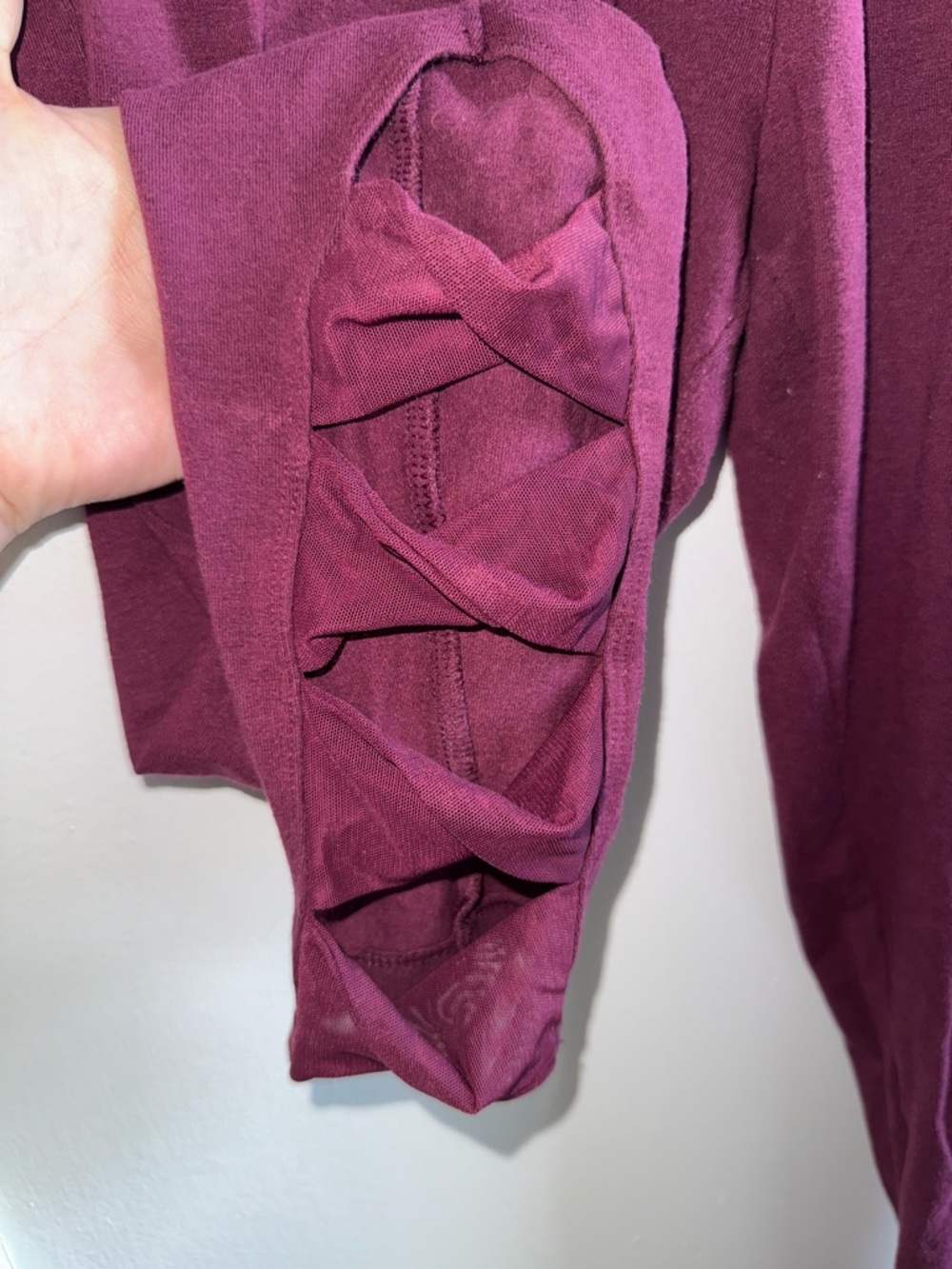 Victoria Sport Strappy Lattice Mesh Leggings Plum Purple M - Picture 2 of 8